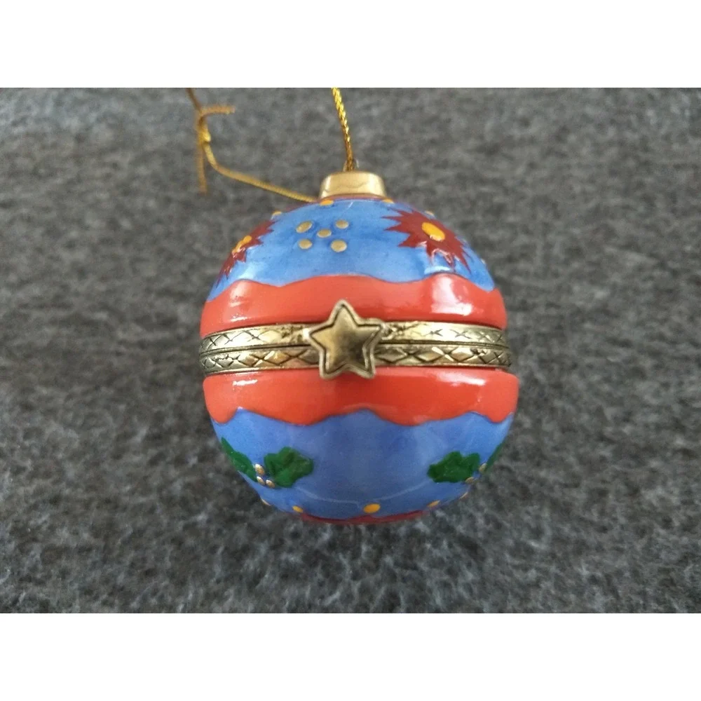 Ornament Trinket Box Porcelain Hinged‎ Christmas Ball Hanging Cord Orig Box NEW